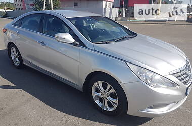 Hyundai Sonata  2011