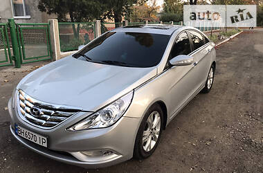 Hyundai Sonata  2011