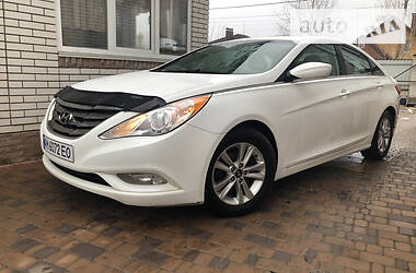 Hyundai Sonata  2012