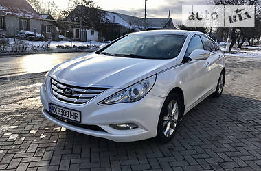 Hyundai Sonata  2010