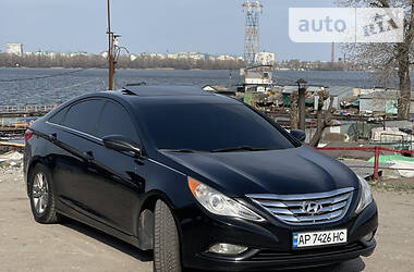 Hyundai Sonata  2012