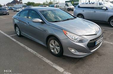 Hyundai Sonata yf hibrid 2014