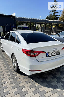 Hyundai Sonata  2015