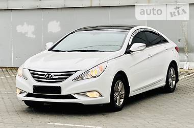 Hyundai Sonata  2013