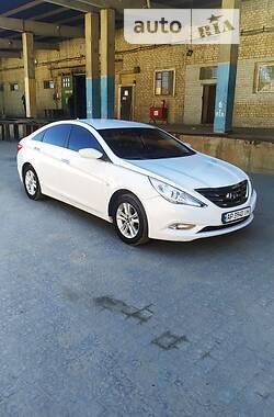 Hyundai Sonata  2011