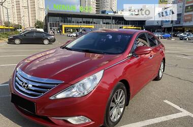 Hyundai Sonata  2013