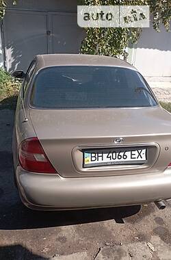 Hyundai Sonata  1998