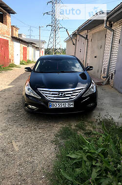 Hyundai Sonata  2010