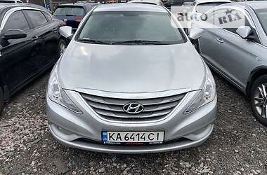 Hyundai Sonata  2012