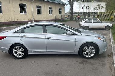Hyundai Sonata  2011