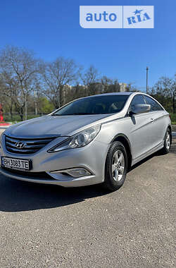 Hyundai Sonata  2013