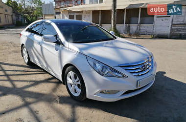 Hyundai Sonata 2012