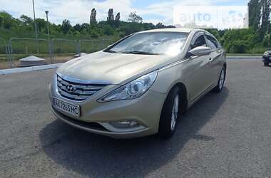 Hyundai Sonata  2010