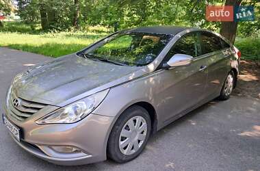 Hyundai Sonata  2011