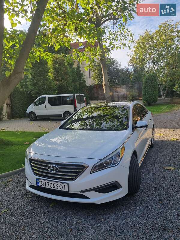 Седан Hyundai Sonata