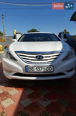 Hyundai Sonata  2013