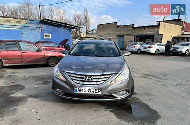 Hyundai Sonata  2013