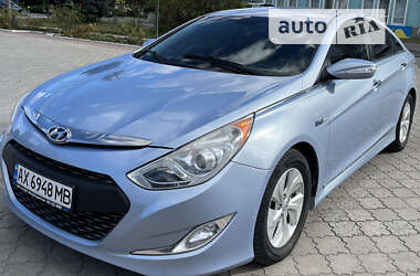 Hyundai Sonata  2013