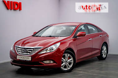 Hyundai Sonata  2010