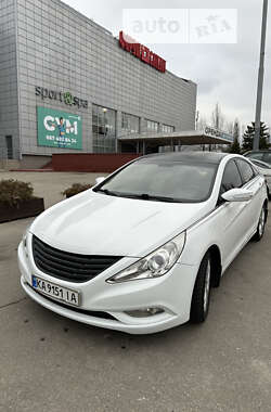 Hyundai Sonata  2012