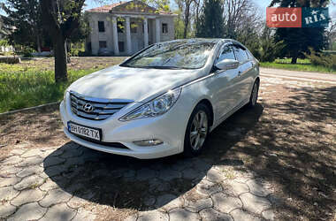Hyundai Sonata 2010
