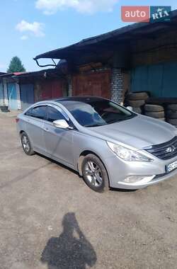 Hyundai Sonata  2013