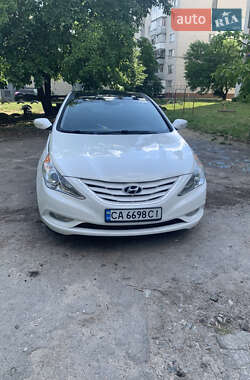 Hyundai Sonata  2011