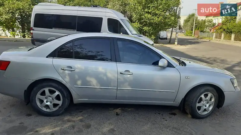 Hyundai Sonata 2005