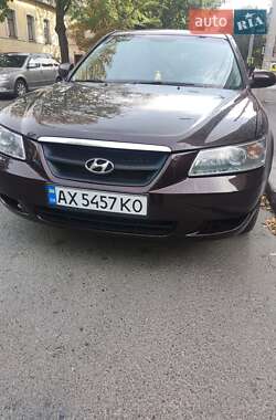 Hyundai Sonata  2005