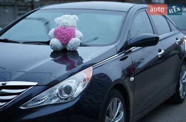 Hyundai Sonata  2011