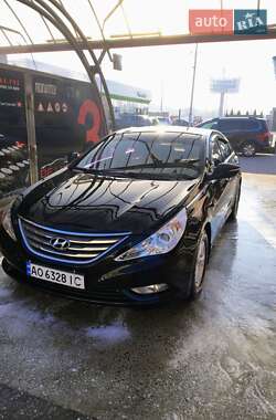 Hyundai Sonata  2012