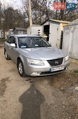 Hyundai Sonata  2012