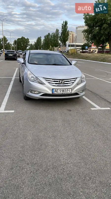 Hyundai Sonata 2012