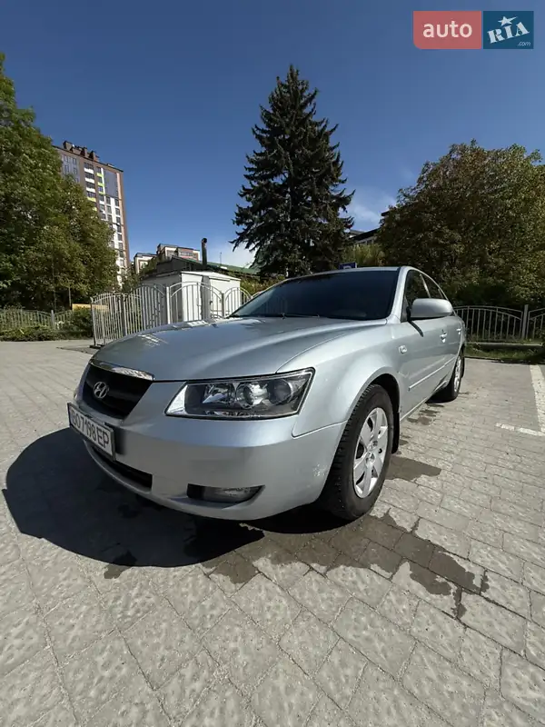 Hyundai Sonata