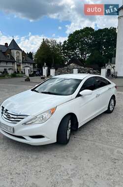 Hyundai Sonata  2011