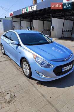 Hyundai Sonata  2013