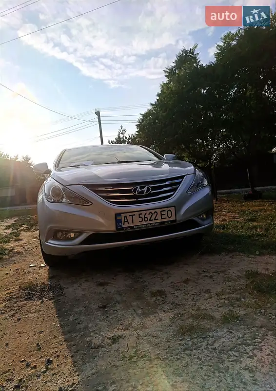 Hyundai Sonata 2012