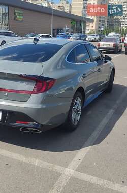 Hyundai Sonata 2022