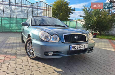 Hyundai Sonata  2004