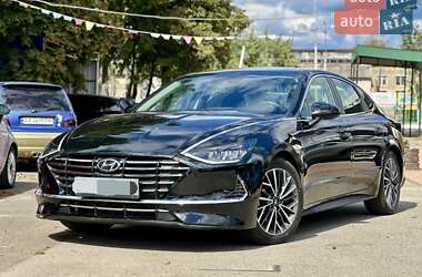 Hyundai Sonata  2020