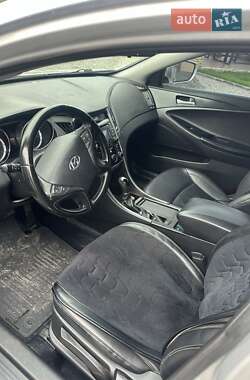 Hyundai Sonata  2013