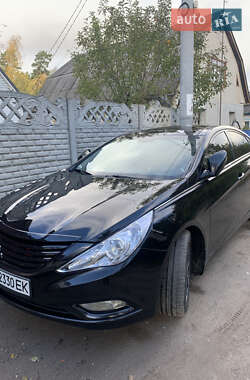 Hyundai Sonata  2012