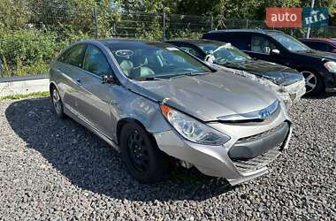 Hyundai Sonata  2013