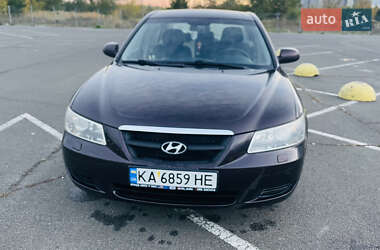 Hyundai Sonata  2005