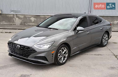 Hyundai Sonata  2022