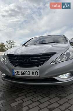 Hyundai Sonata 2010