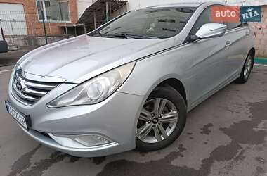 Hyundai Sonata  2013
