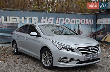 Hyundai Sonata  2017