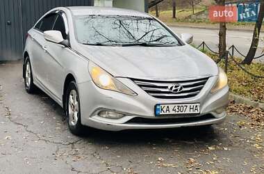 Hyundai Sonata 2013