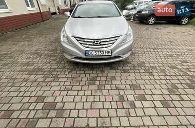 Hyundai Sonata  2010